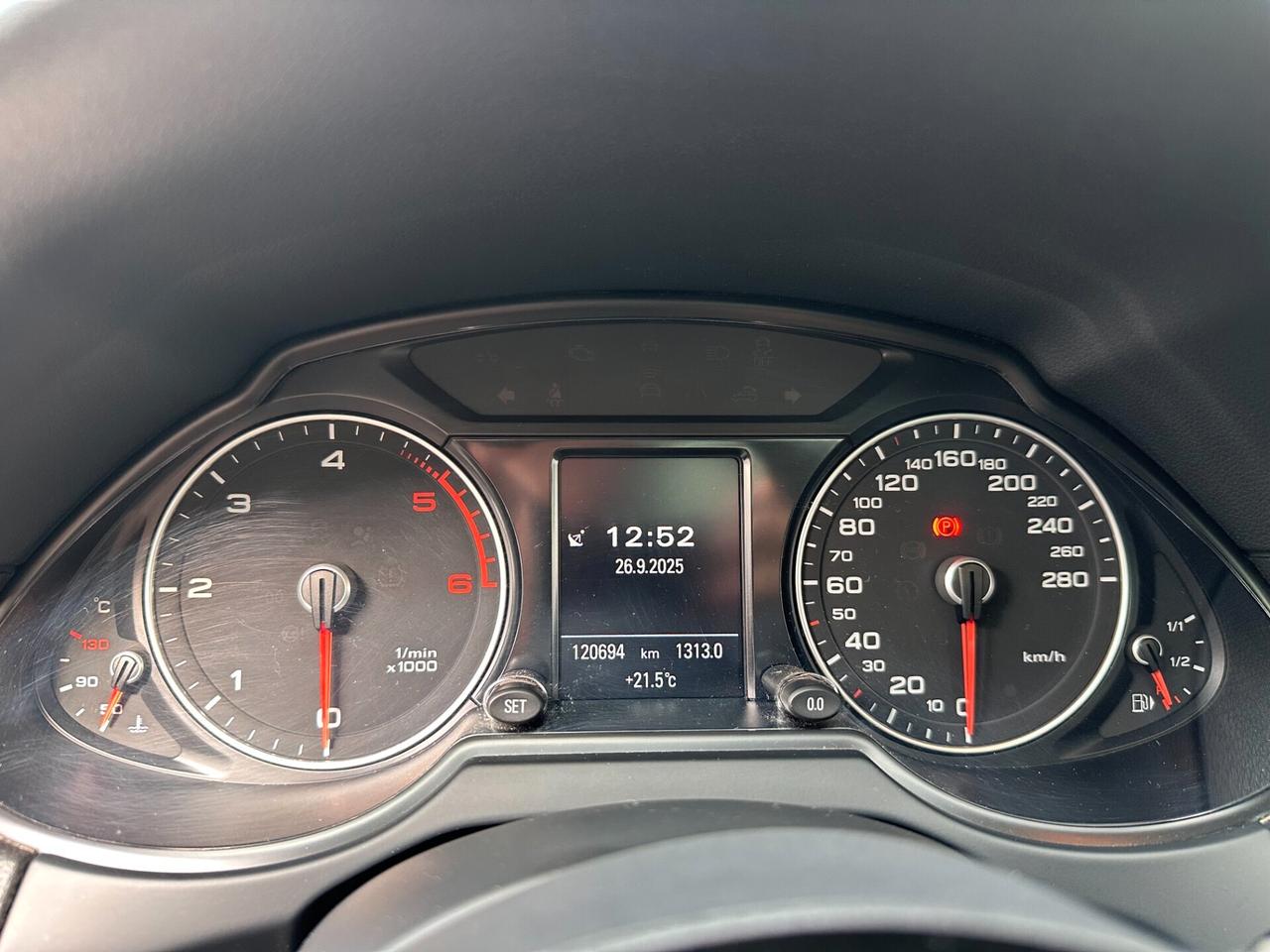 Audi Q5 2.0 TDI 177CV quattro S tronic LINE Plus / PANORAMA R21 LED KEYLESS-GO