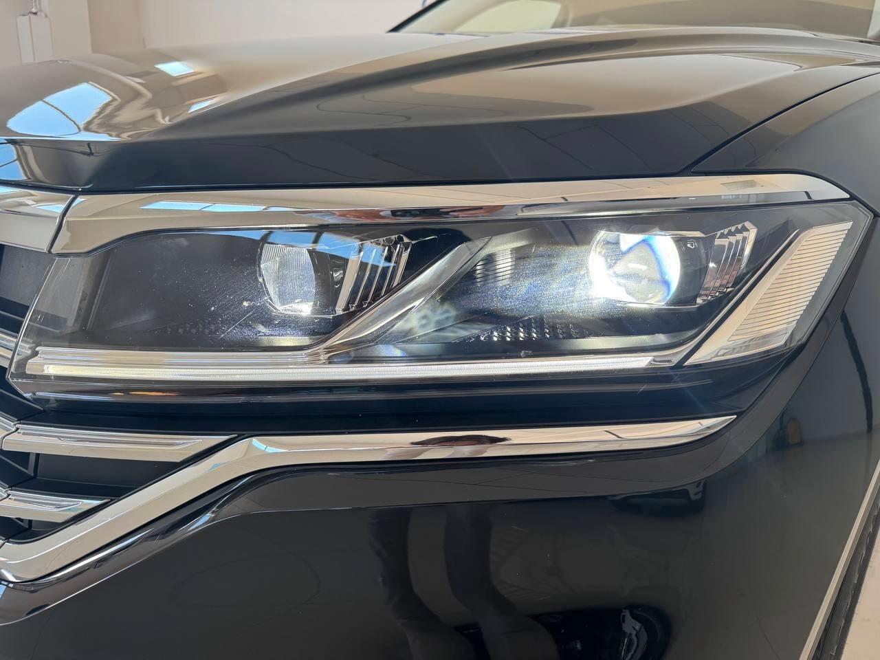 Volkswagen Touareg 3.0 V6 TDI SCR Elegance
