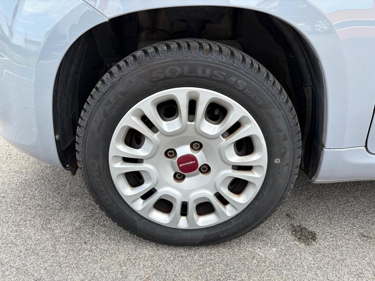 Fiat Panda 1.2 - 5 POSTI - ADATTA NEOPATENTATI - GOMMATA NUOVA