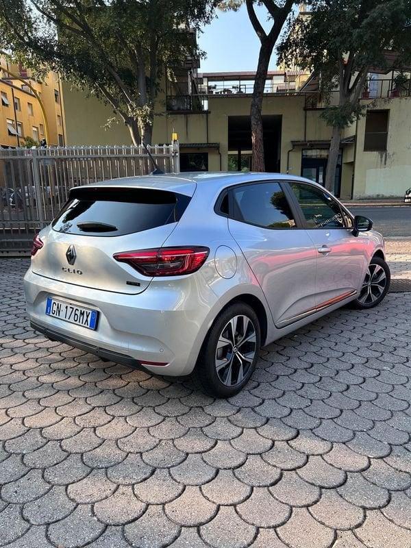 Renault Clio Clio 1.6 E-Tech full hybrid Evolution 145cv auto