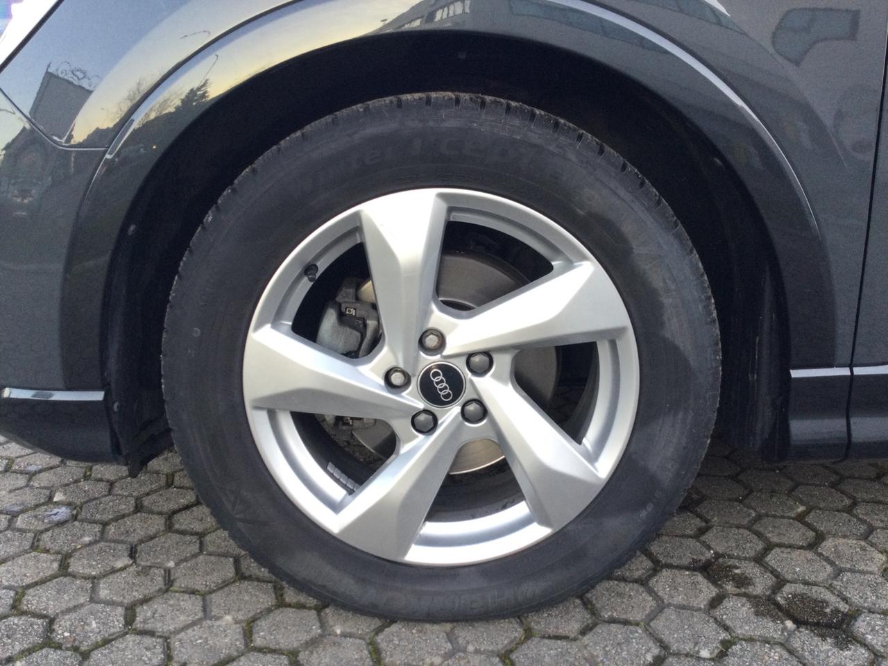 Audi Q3 35 TDI S tronic Business Advanced