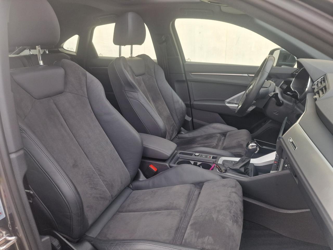 Audi Q3 35 TDI S tronic