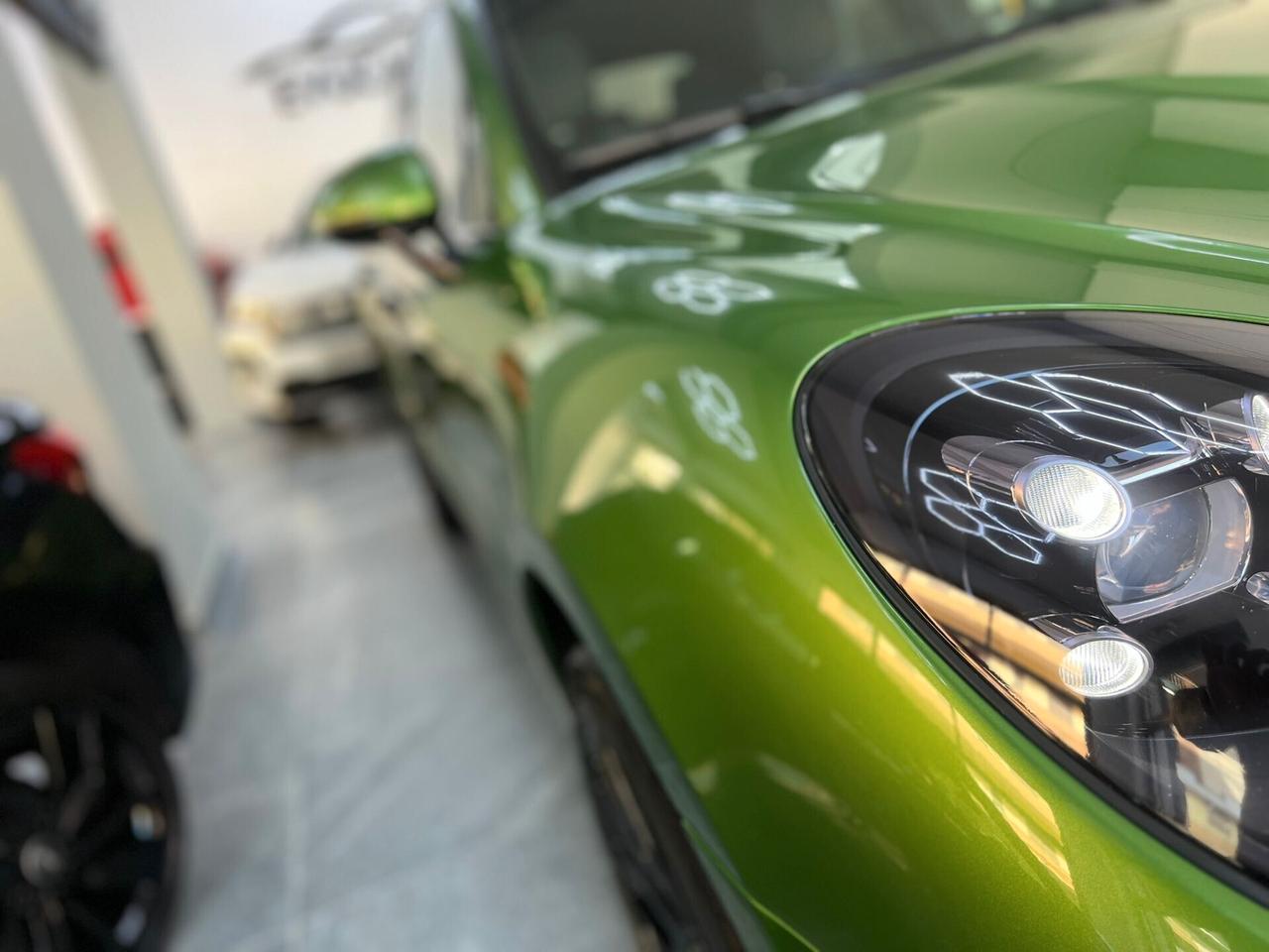 Porsche Macan 2.0 Python Green Iva Esposta
