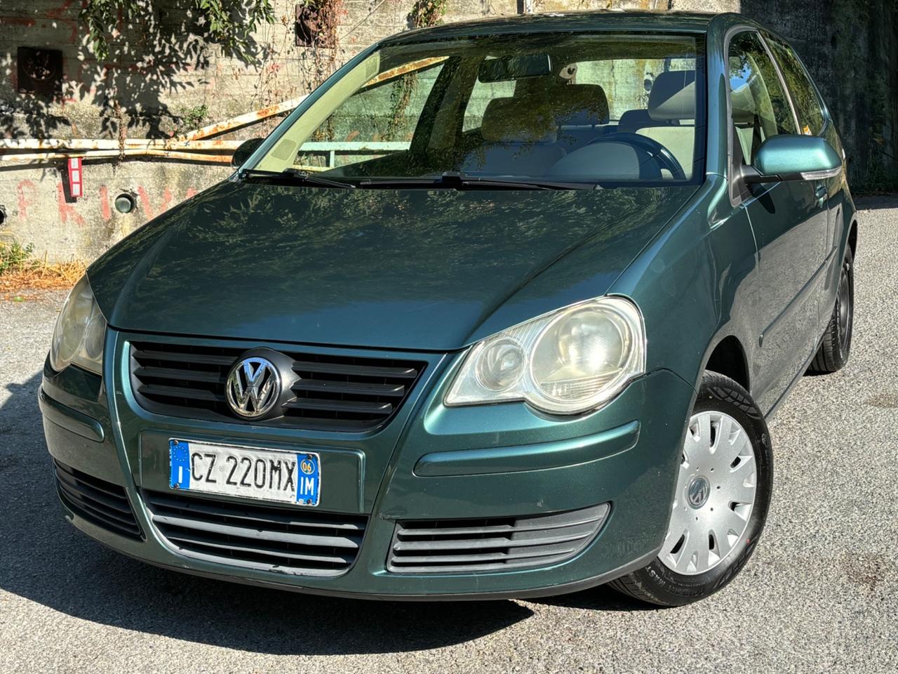 Volkswagen Polo 1.4/75CV 16V 3p. Sportline