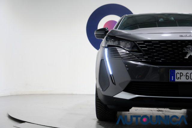 PEUGEOT 3008 HYBRID4 300 E-EAT8 ALLURE PACK