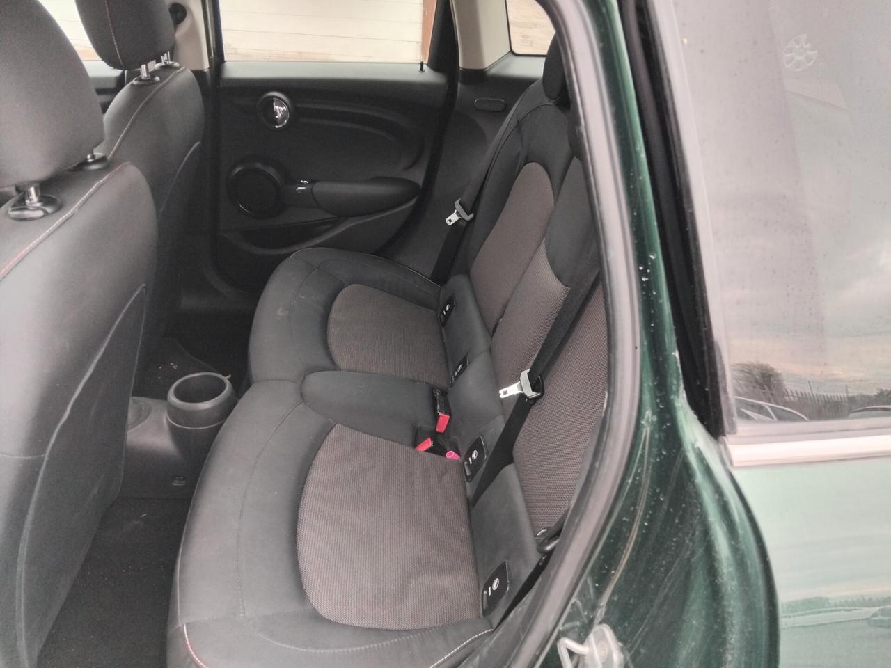 Mini cooper 5 porte 1.5 95cv