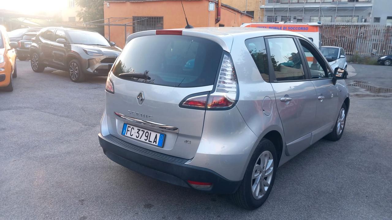 Renault Scenic Scénic XMod dCi 110 CV Start&Stop Energy Limited