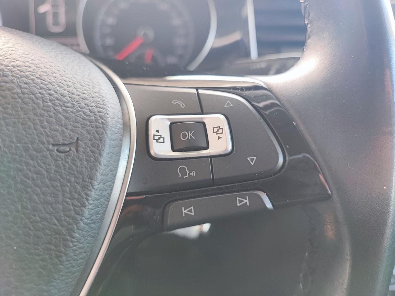 Volkswagen Golf Sportsvan 1.6 TDI 110CV Highline BlueMotion Technology