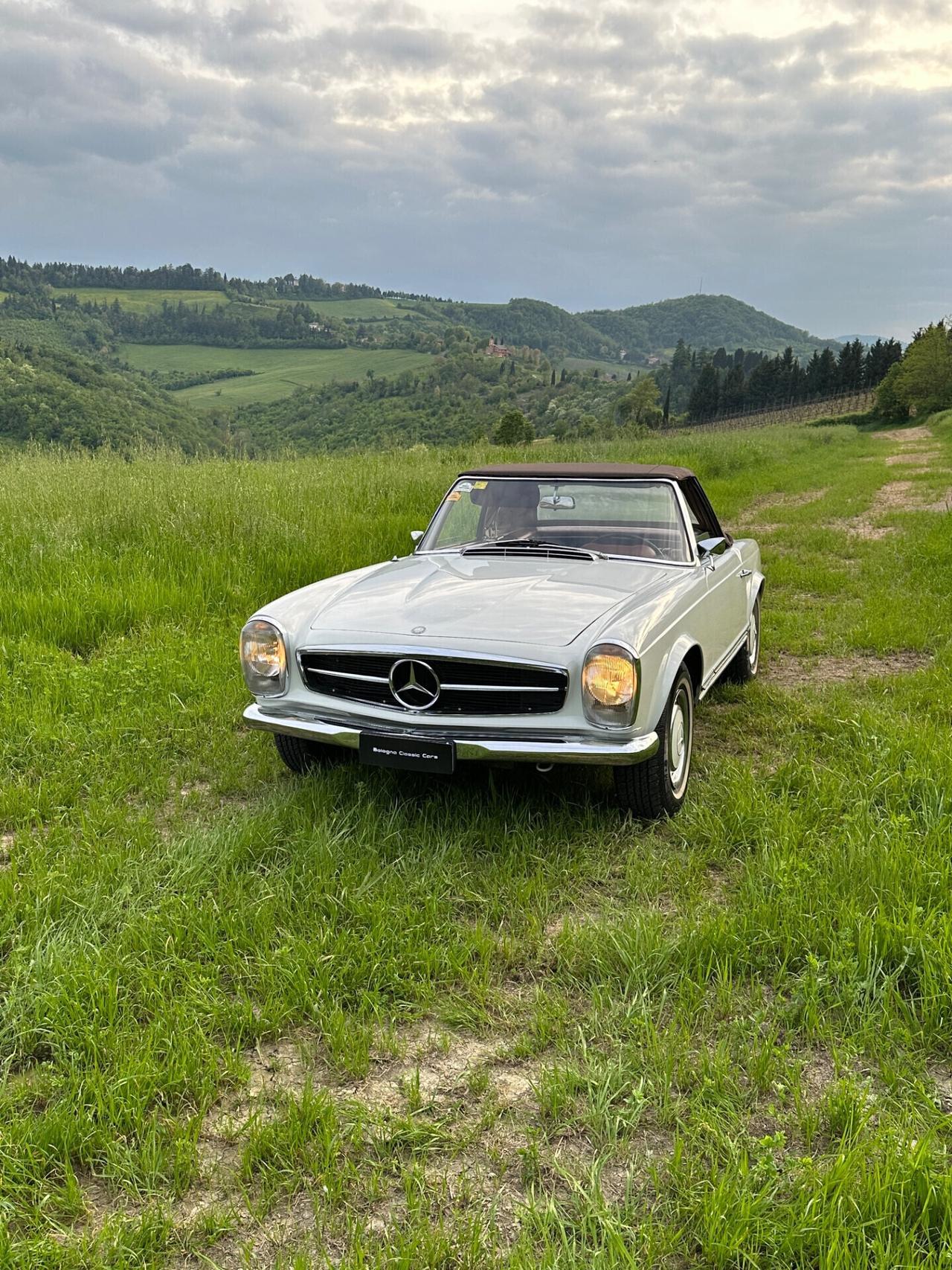 Mercedes-benz SL 230 “Pagoda”