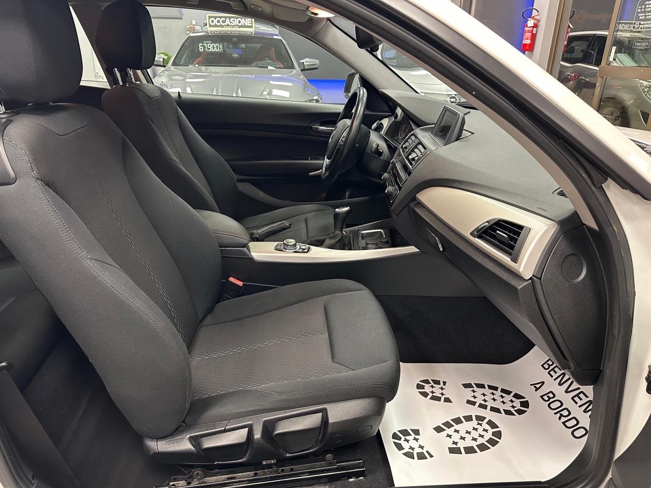 Bmw 116 116i 5p. Urban