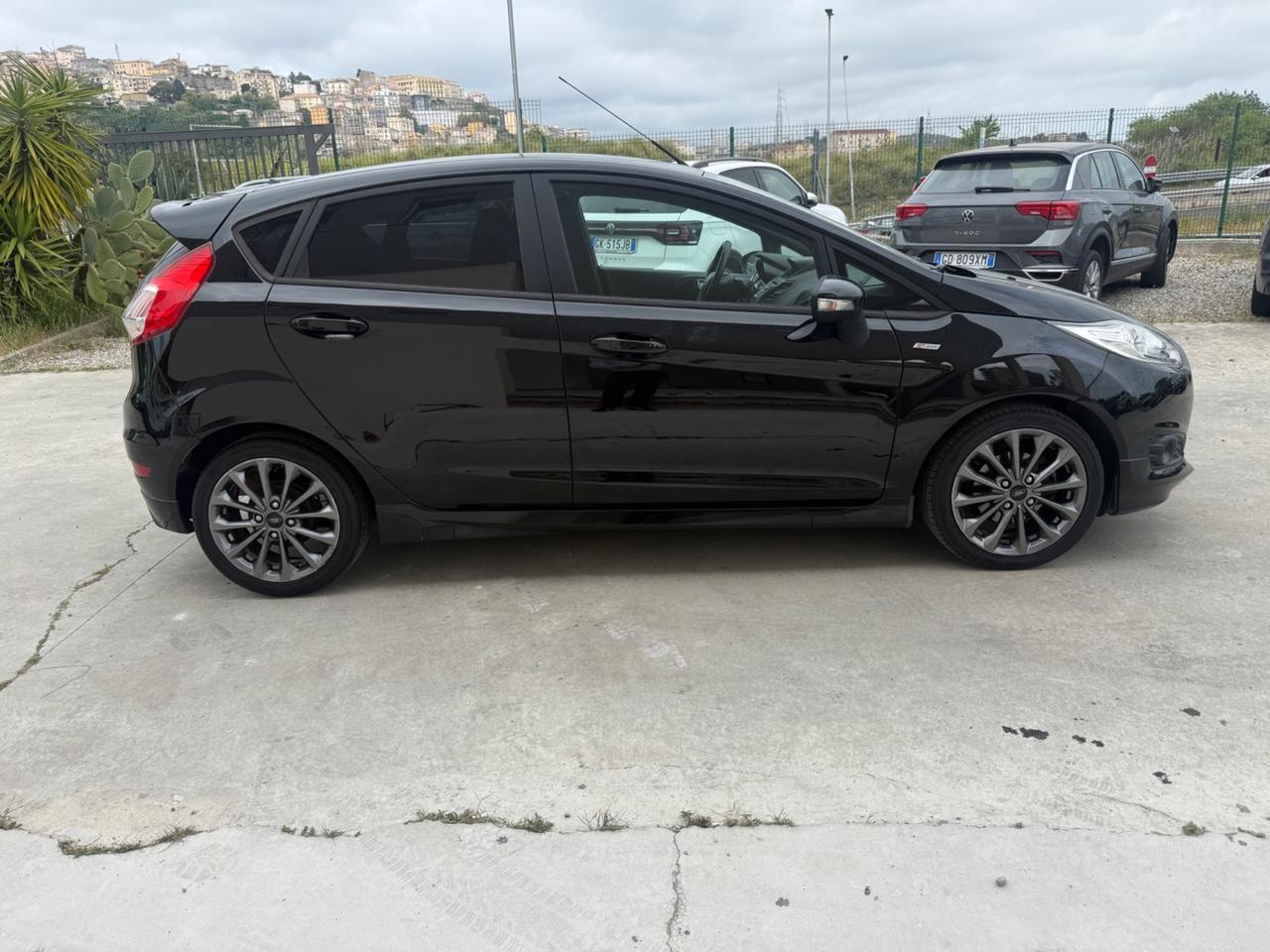 Ford Fiesta 1.5 TDCi 5 porte ST-Line