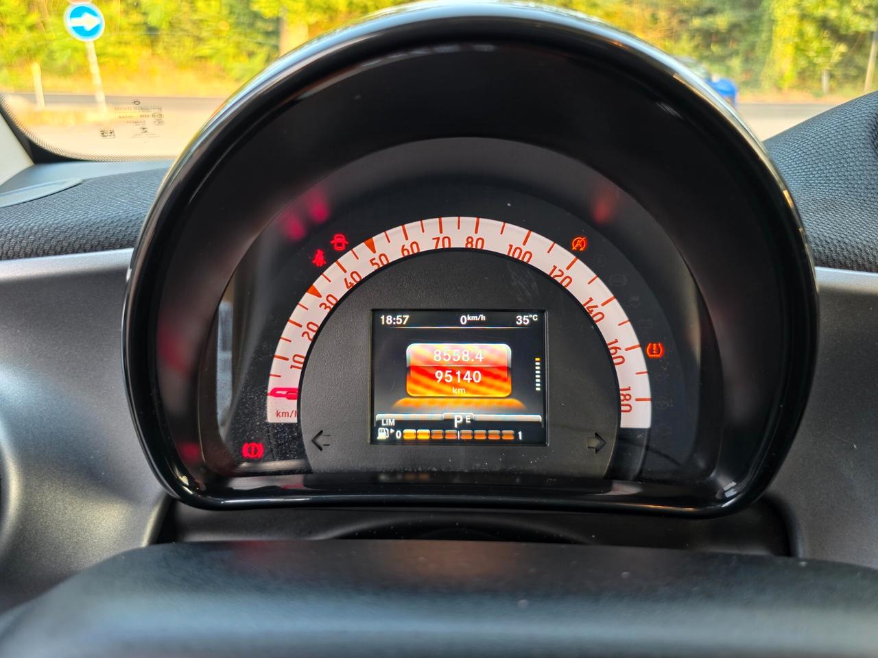 Smart ForTwo 70 1.0 twinamic Prime E6 Automatico NEO 2015