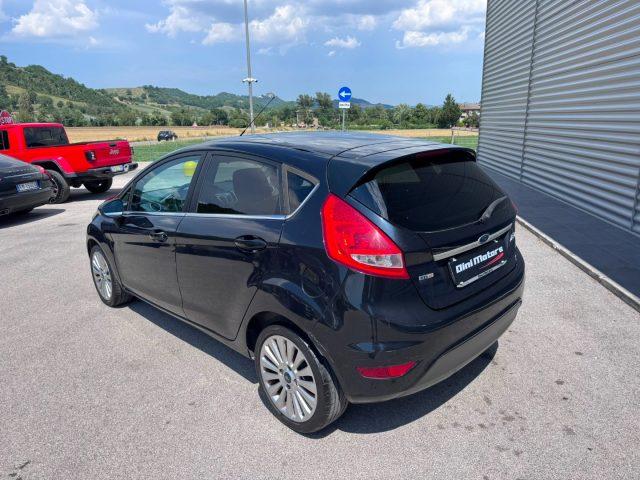 FORD Fiesta 1.6 TDCi 95 CV 5p. Titanium OK NEOPATENTATI