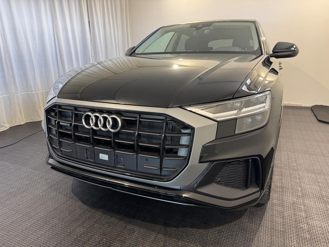 Audi Q8 45 TDI quattro tiptronic Sport