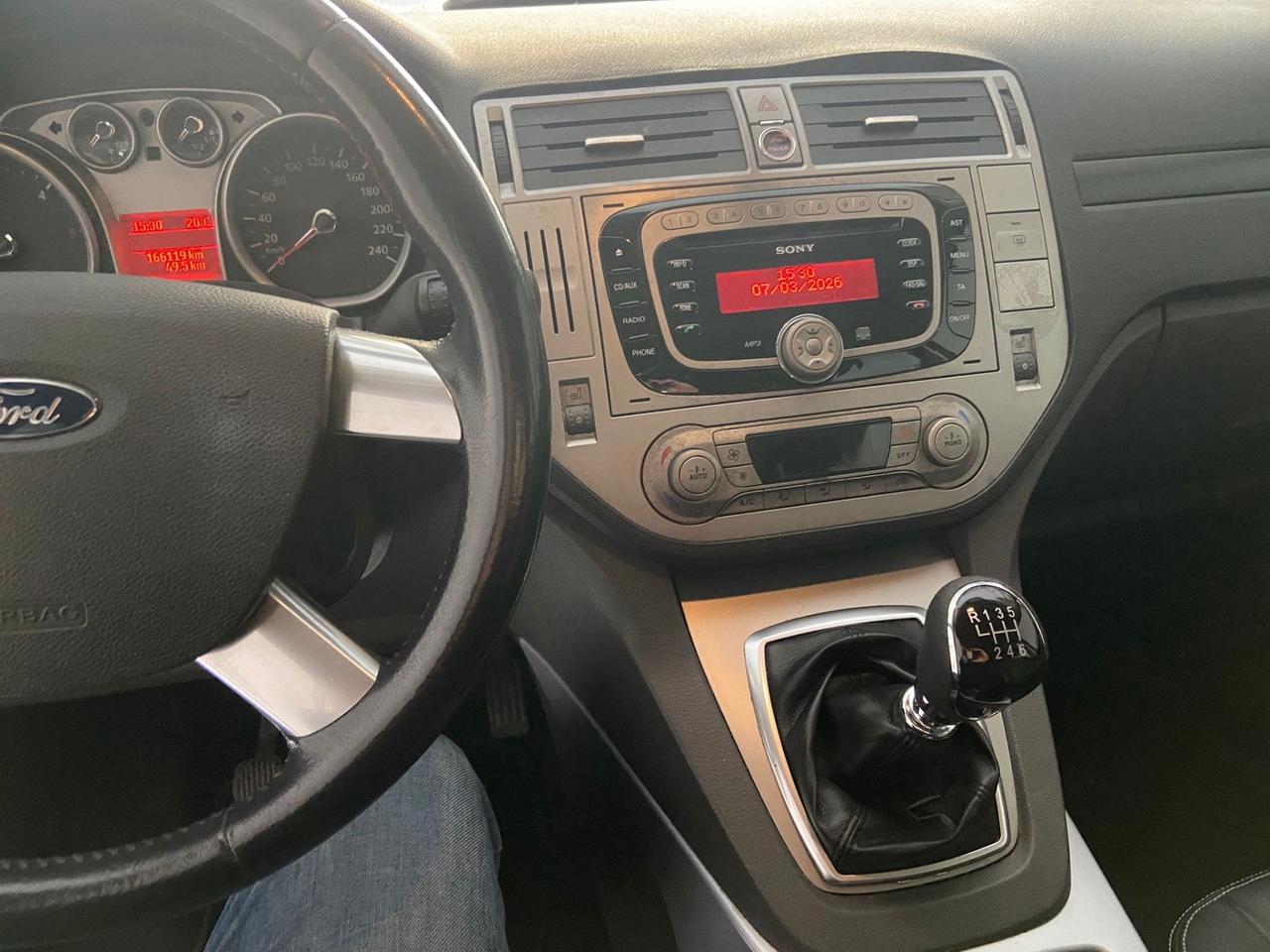 Ford Kuga 2.0 TDCI 140 CV 2WD Titanium