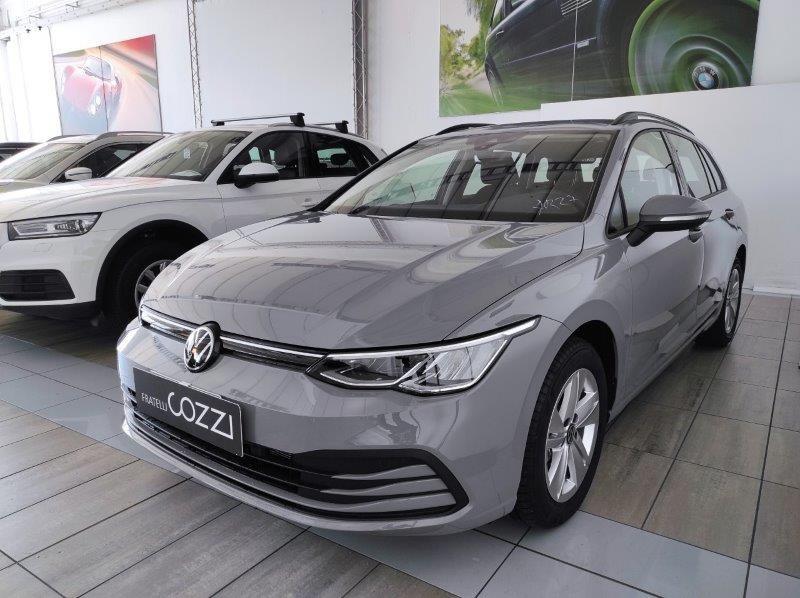 VOLKSWAGEN Golf 8ª serie - Golf Variant 1.0 eTSI EVO DSG Life