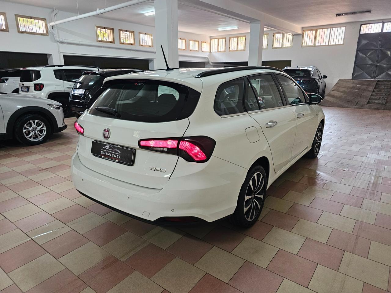Fiat Tipo 1.6 Mjt S&S SW Lounge