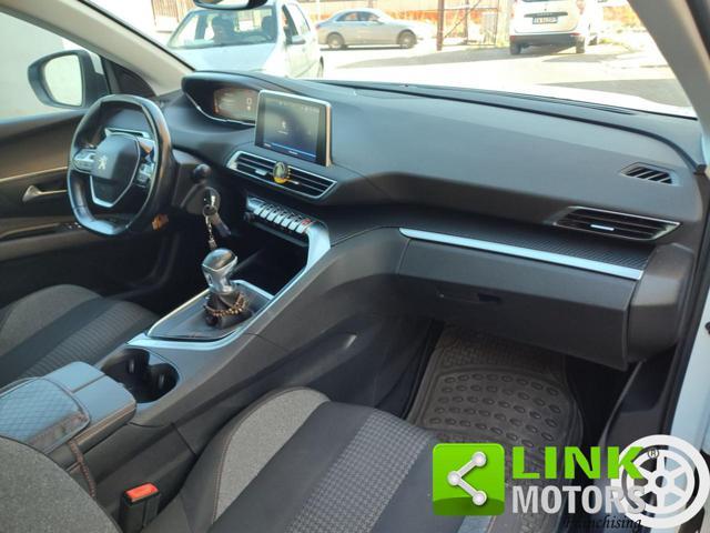 PEUGEOT 5008 BlueHDi 130 S&S Business