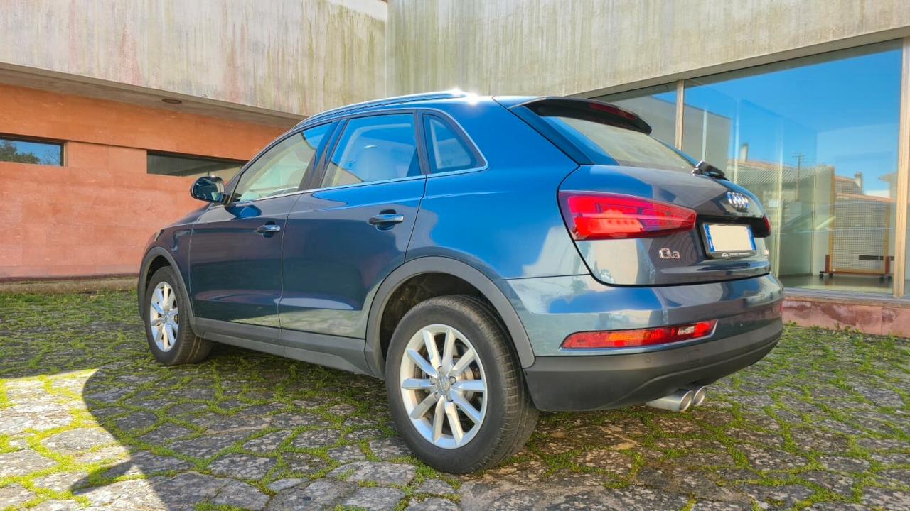AUDI Q3 QUATTRO BUSINESS 2.0 TDI