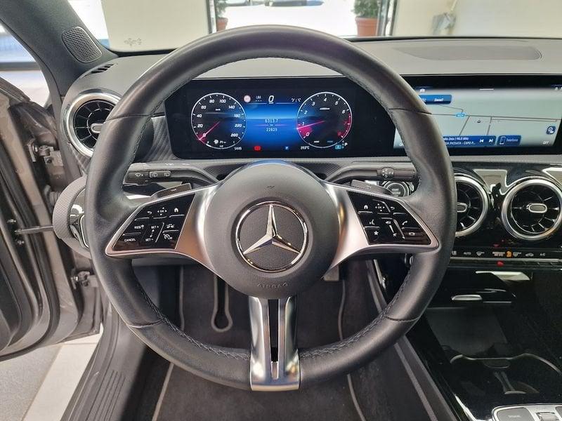 Mercedes-Benz Classe A A 180 Automatic Progressive Adv Plus IVA ESPOSTA