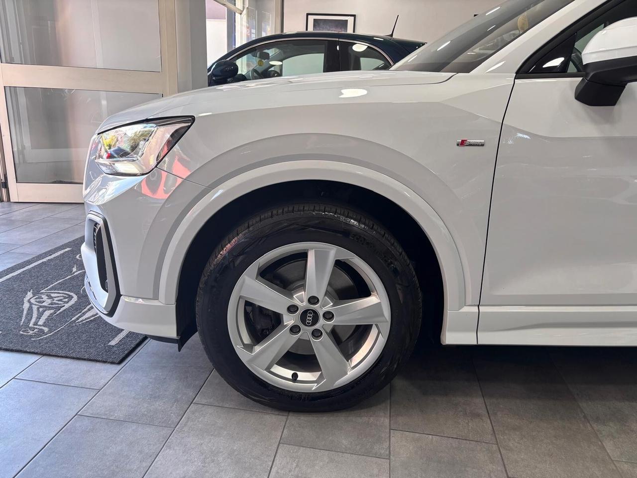 AUDI Q2 35TDI S-TRONIC S-LINE QUATTRO