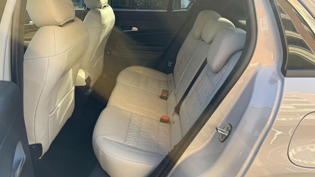 FIAT 600 HYBRID 1.2 110CV DCT MHEV LA PRIMA*24M.G*CAM360°*