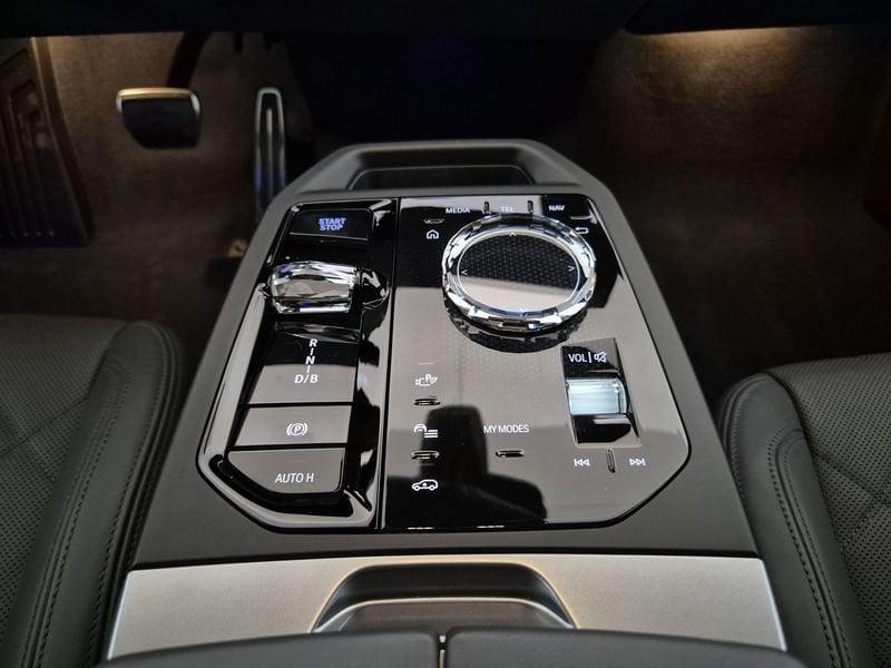 BMW iX i20 LCI 2025 xdrive45 MSport