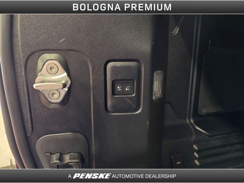 Land Rover Defender 110 3.0D I6 200 CV AWD Auto