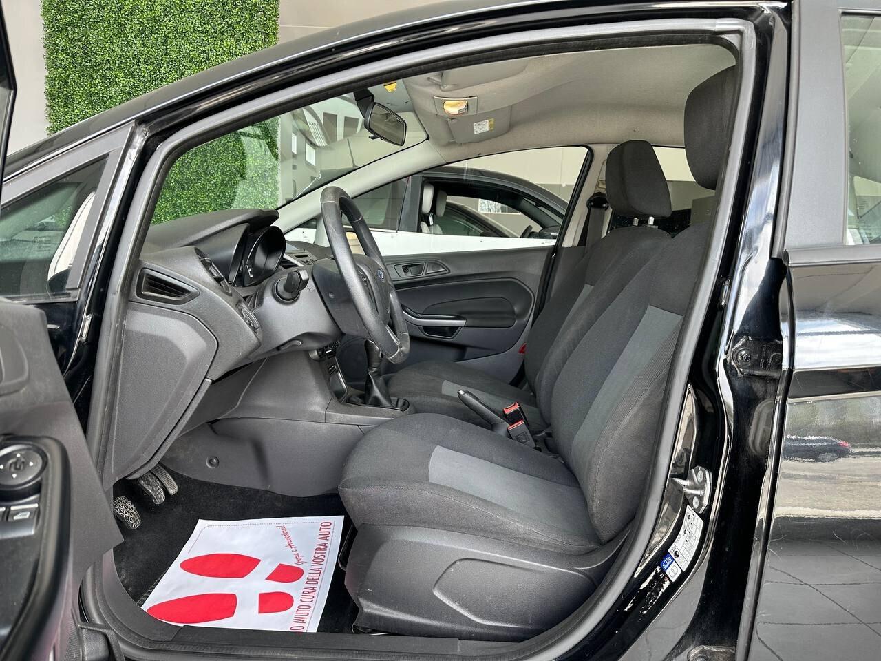 Ford Fiesta 1.2 - 5 porte Titanium