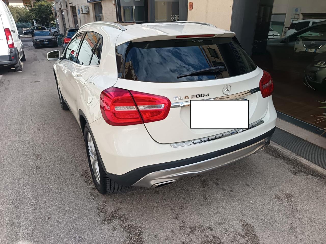 Mercedes GLA 200 D. Auto. Sport-Tetto-Full Opt