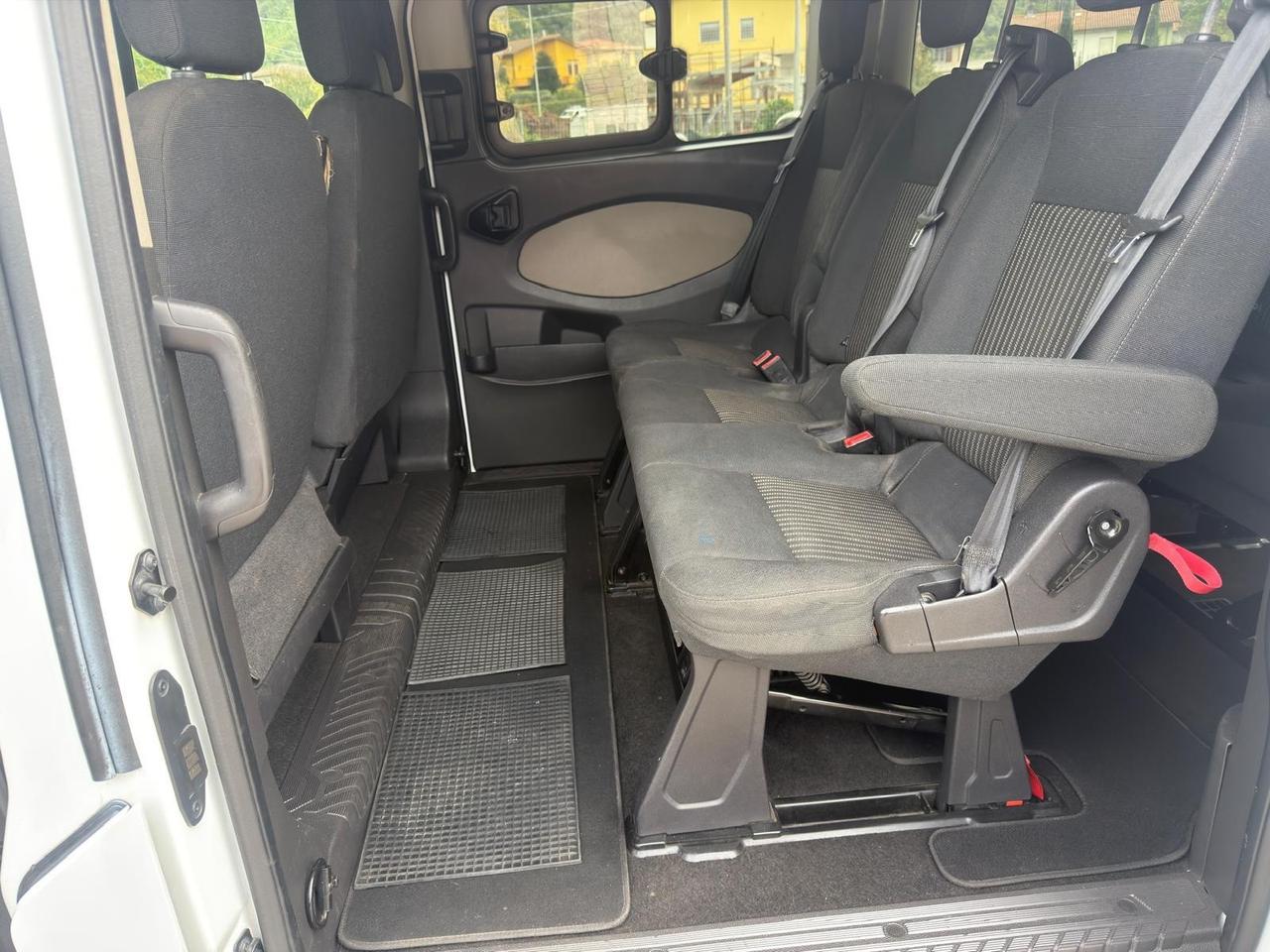 Ford Tourneo Custom 310 2.0 TDCi 130CV PC Titanium