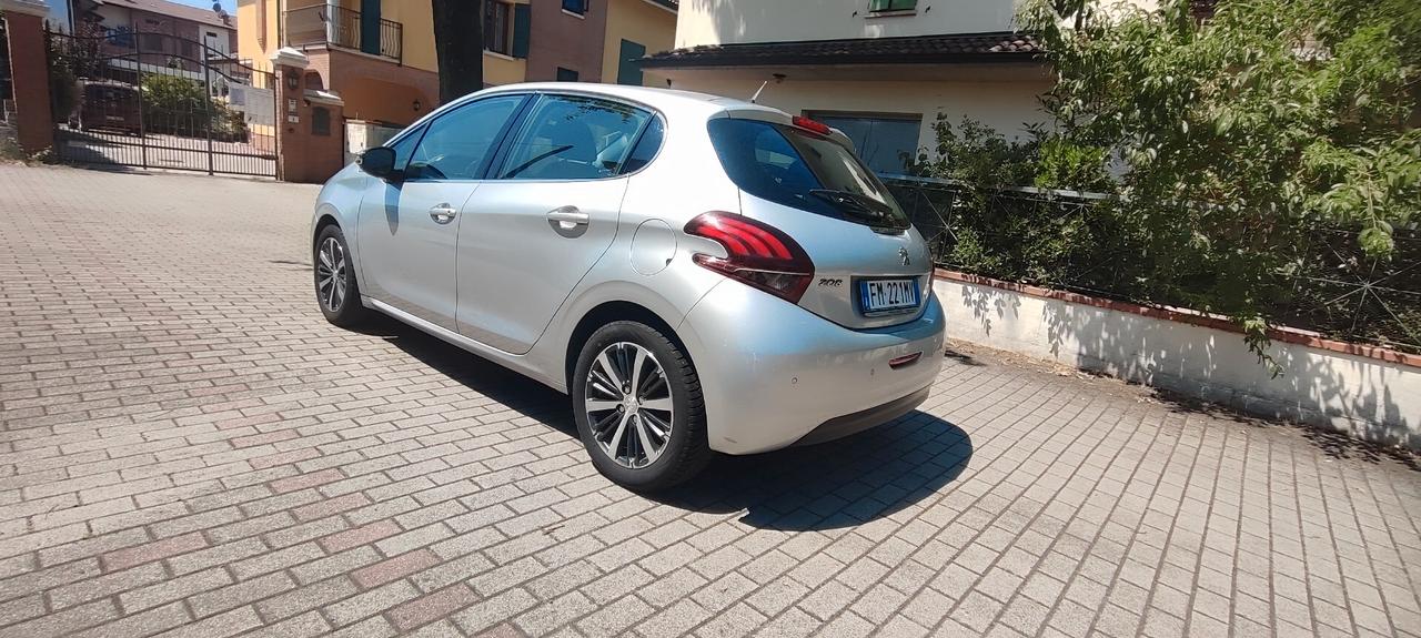 Peugeot 208 PureTech 82 5 porte Allure - KIT DISTRIBUZIONE NUOVO