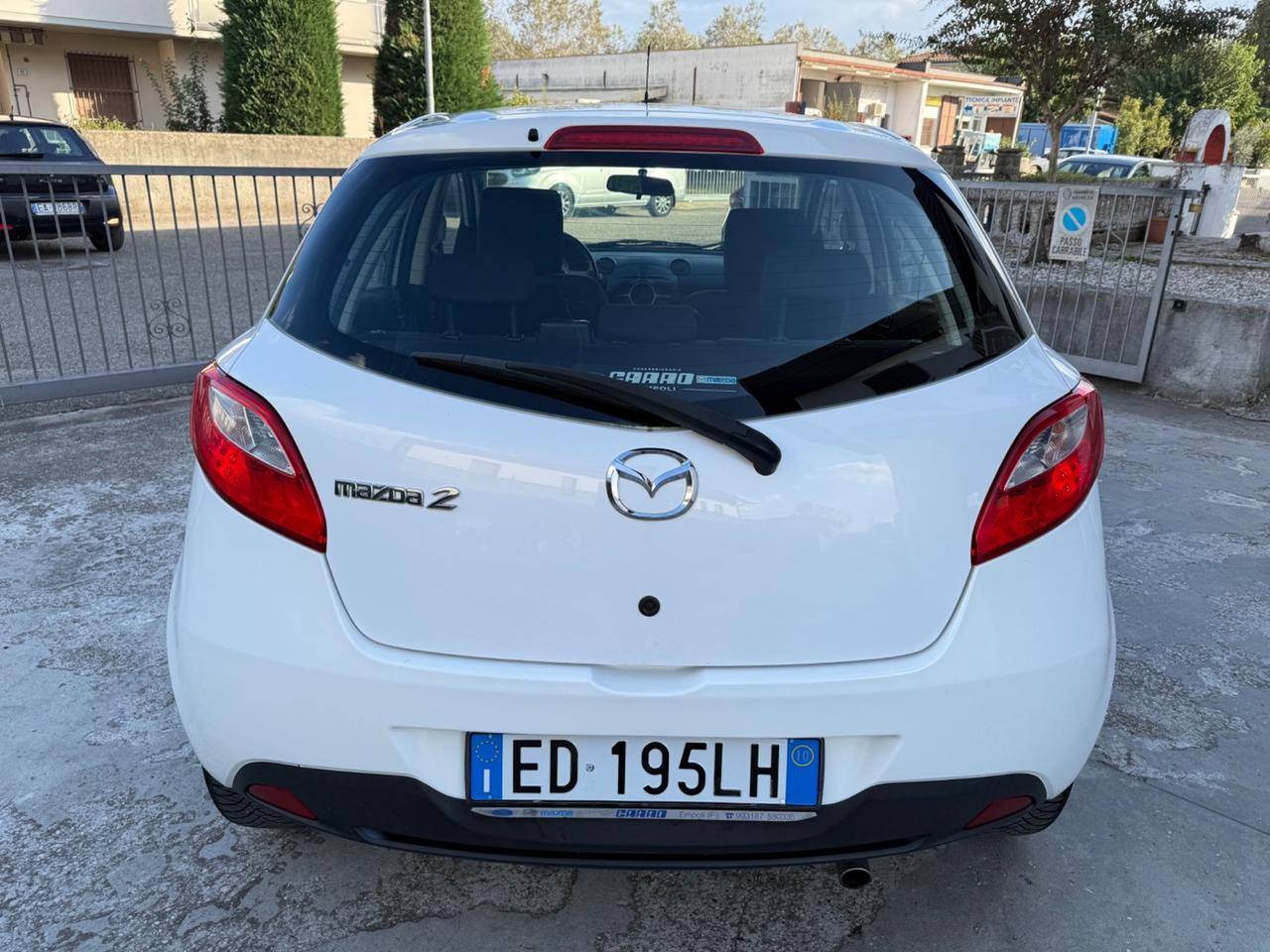 Mazda 2 1.3 Benzina 75CV 5p. 2010 Neopatentati