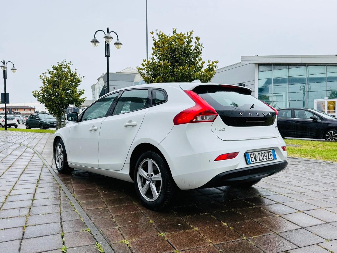 Volvo V40 D2 1.6
