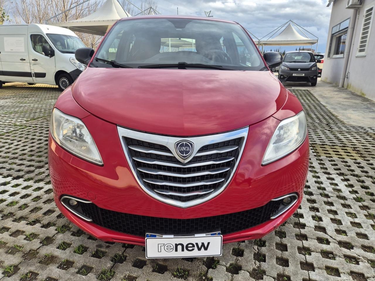 Lancia Ypsilon 0.9 TwinAir 85 CV 5 porte Metano Ecochic Gold