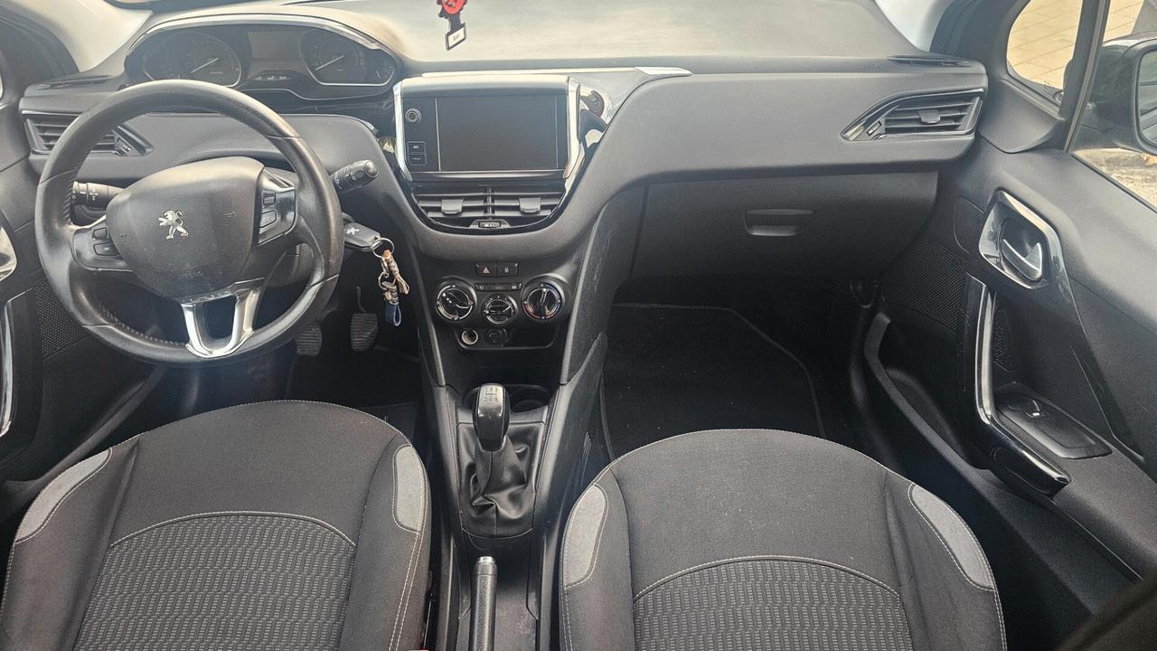 Peugeot 208 1.4 HDi 68 CV 5 porte Allure