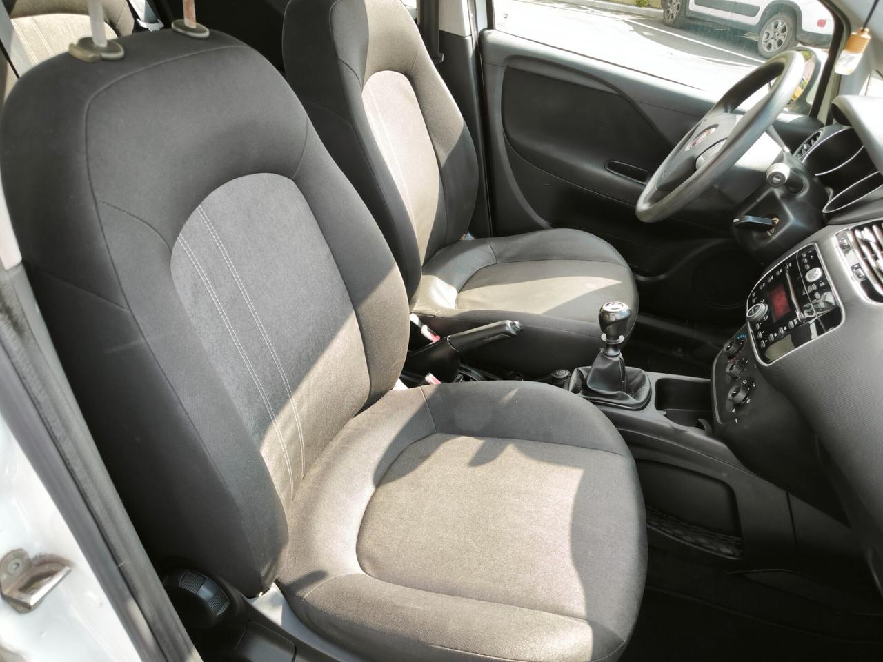 Fiat Punto 1.4 8V 5 porte Natural Power Street