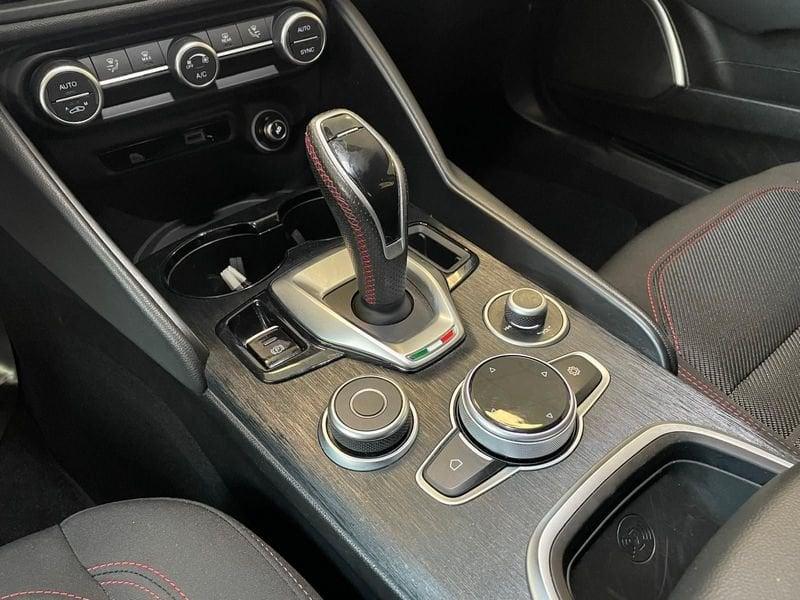 Alfa Romeo Giulia Giulia 2.2 Turbodiesel 160 CV AT8 Business