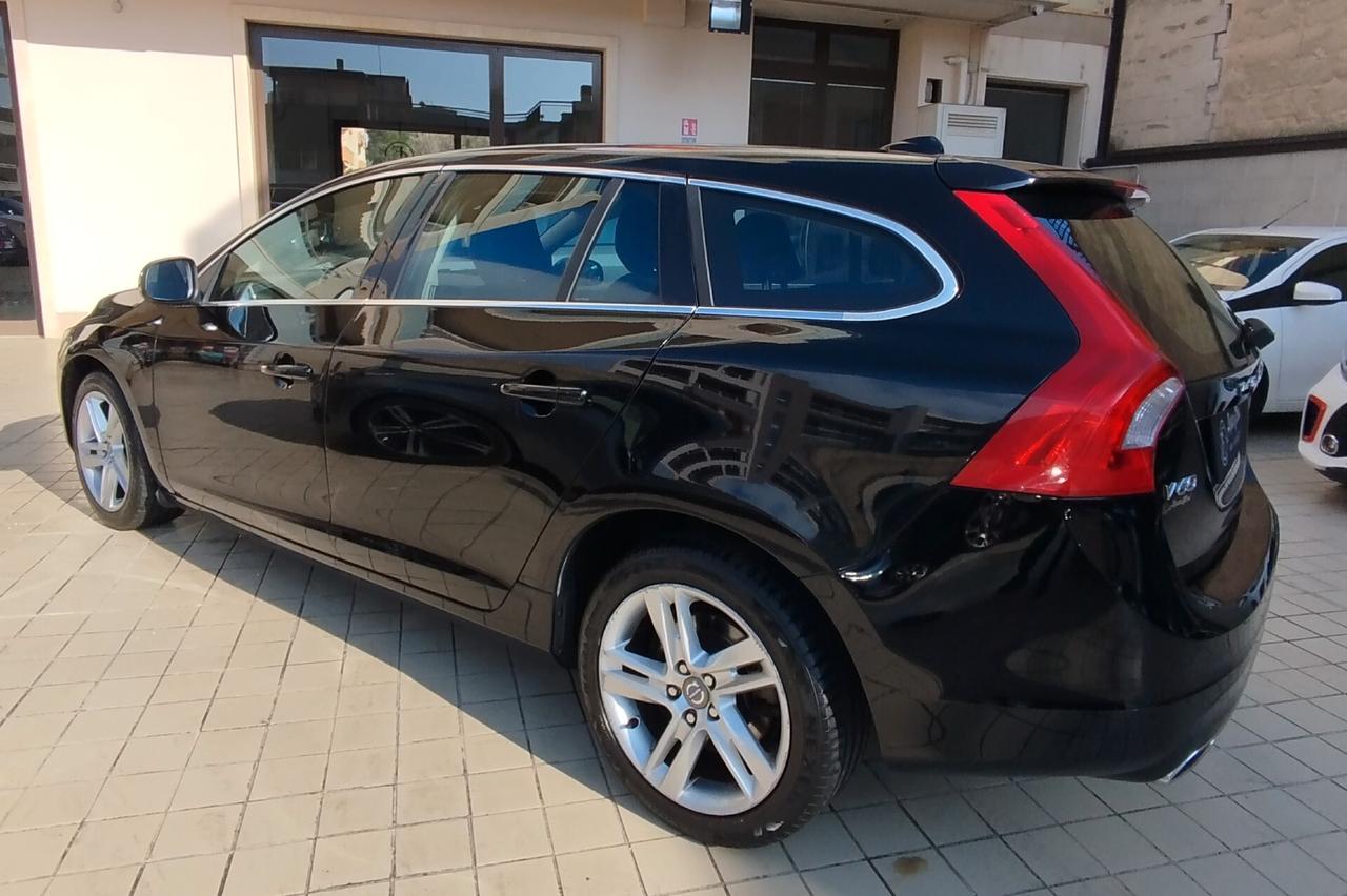 Volvo V60 D4 Geartronic Summum