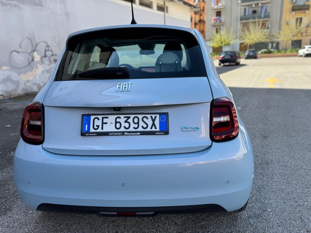 Fiat 500 La Prima Berlina 42 kWh
