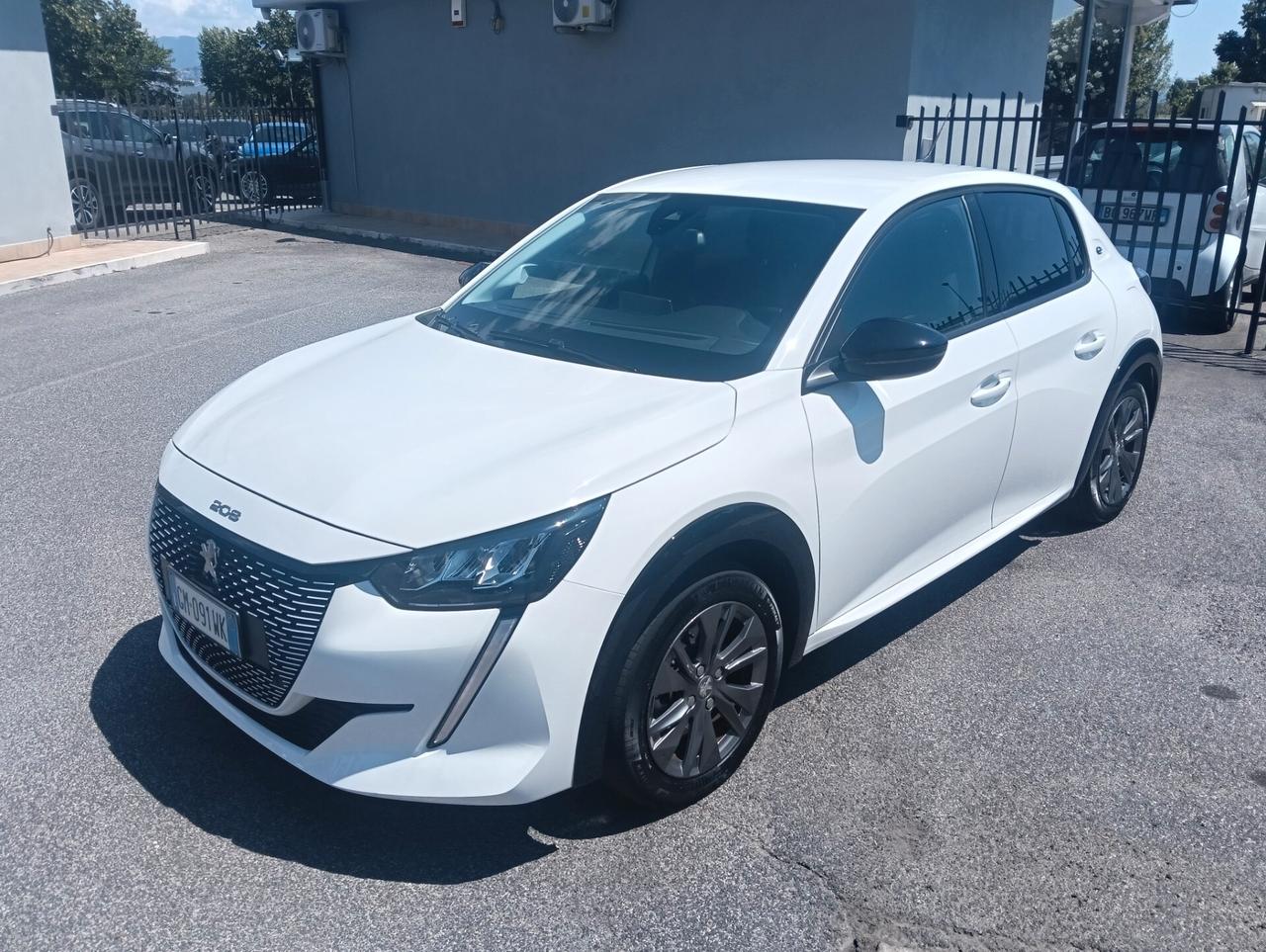 Peugeot 208 motore elettrico 136 CV 5 porte Allure Pack