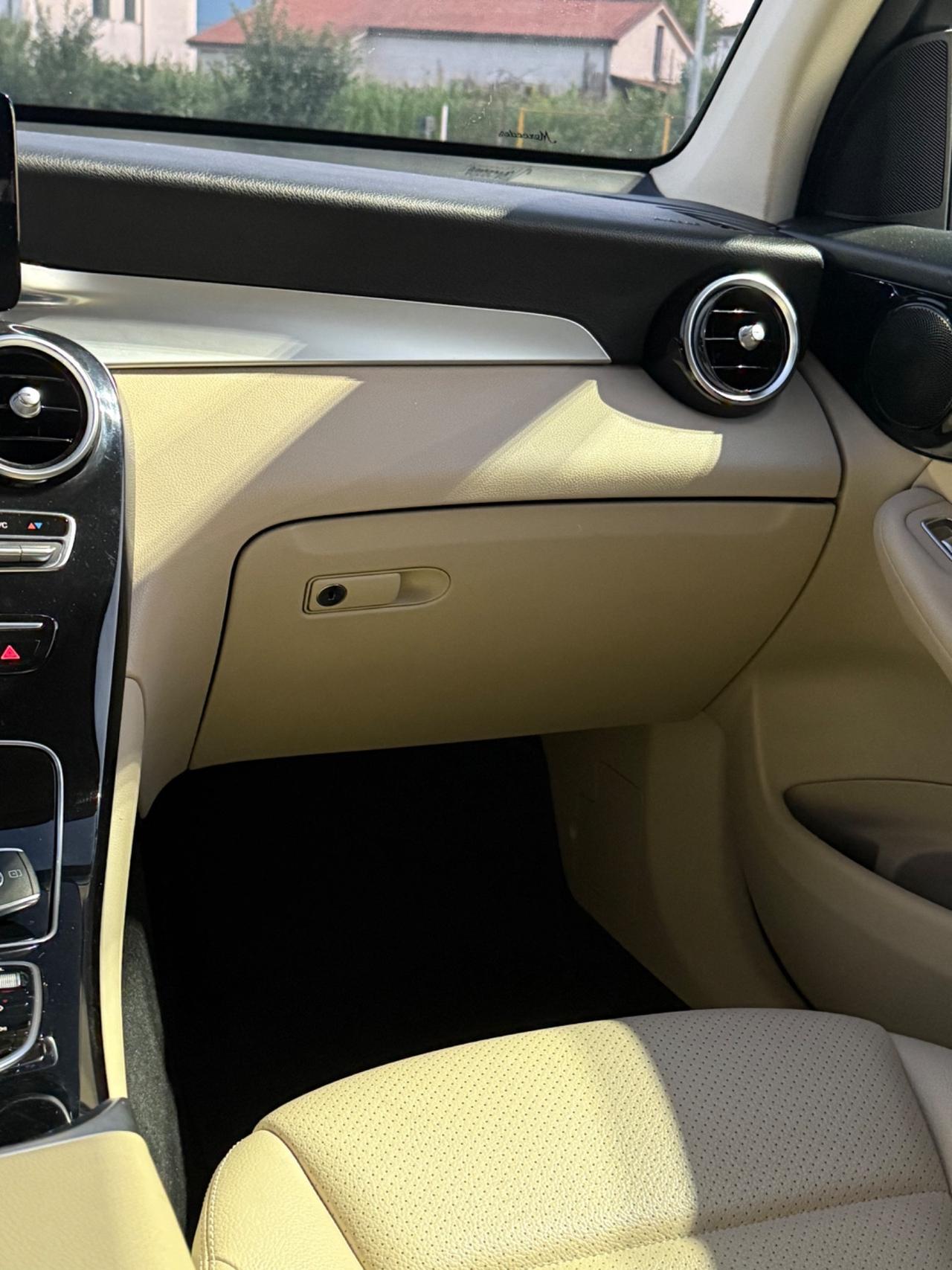 Mercedes-benz GLC 200 d 4Matic Business