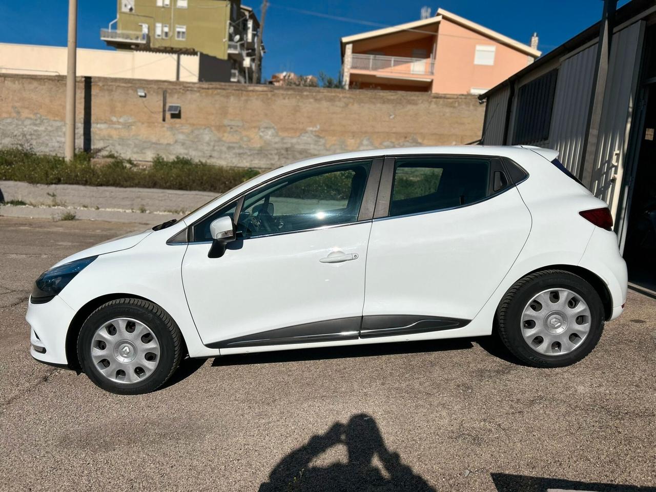 Renault Clio dCi 8V 75 CV Start&Stop 5 porte Energy Intens