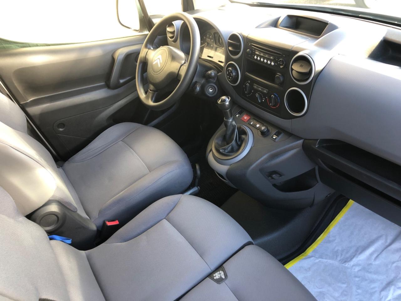 Citroen Berlingo BlueHDi 3 posti GRIP CONTROL