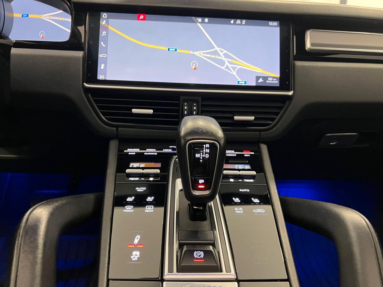 Porsche Cayenne 3.0 V6 340CV BENZINA TETTO - 2022