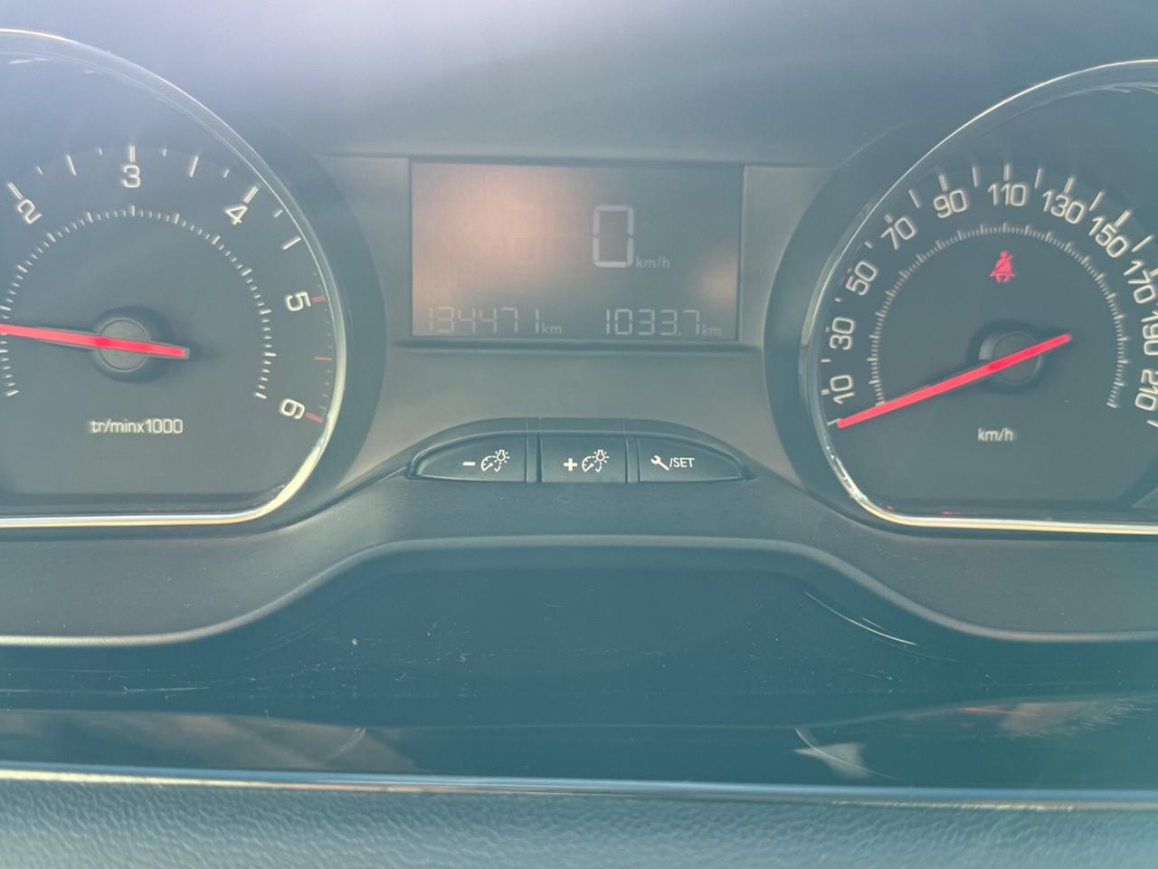 Peugeot 208 TAGLIANDI CERTIFICATI 1.4 HDi 68 CV 5 porte Active