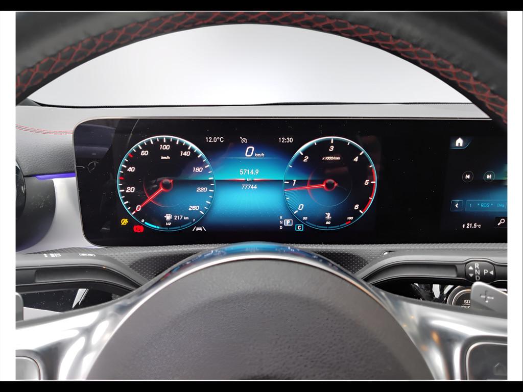 Mercedes-Benz CLA Coupe - C118 - CLA Coupe 180 d Premium auto