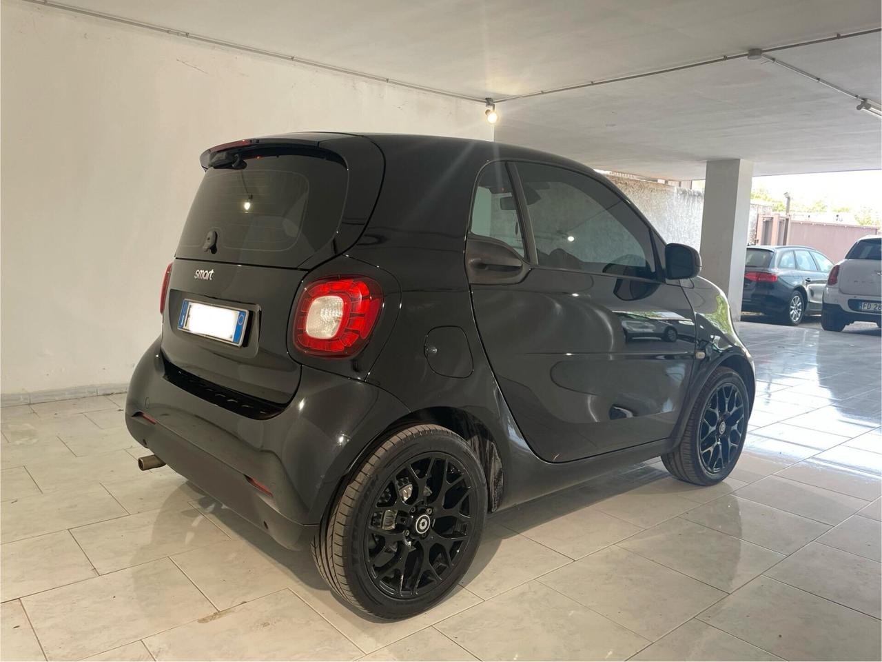 Smart ForTwo 70 1.0 twinamic Passion BLACK LINE EDITION