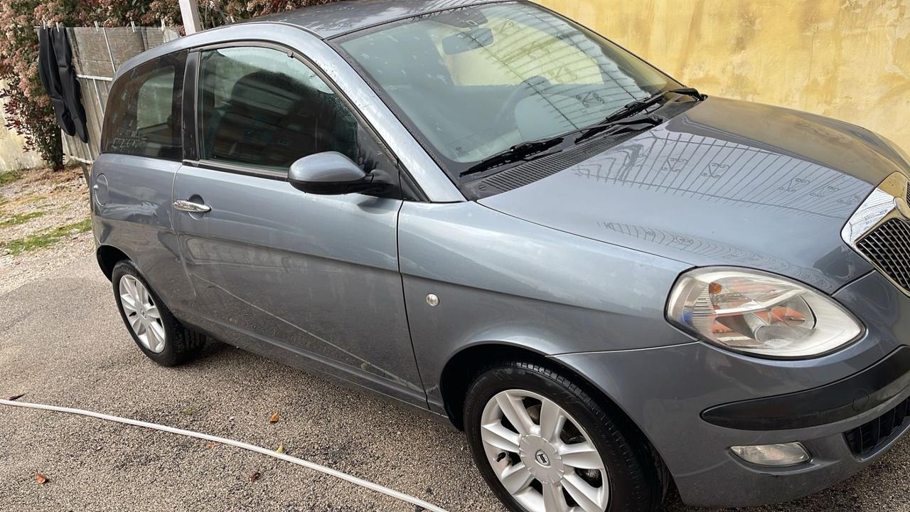 Lancia Ypsilon 1.3 Multijet 16V