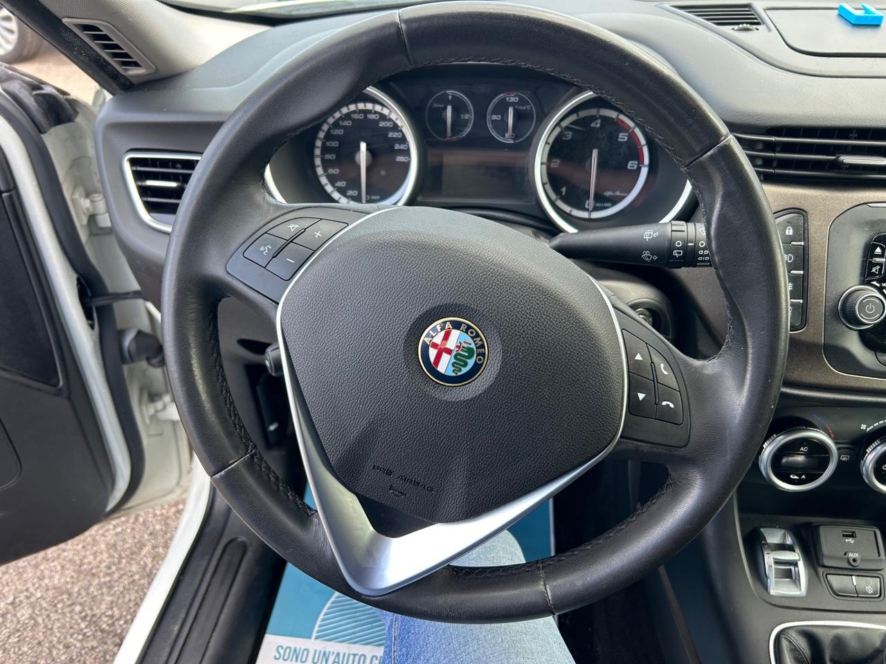 Alfa Romeo Giulietta 1.6 JTDm-2 105 CV Exclusive